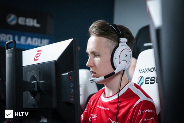 [独家] Device谈对Vitality的失利：“我们今天有机会，但我们就是没做到”